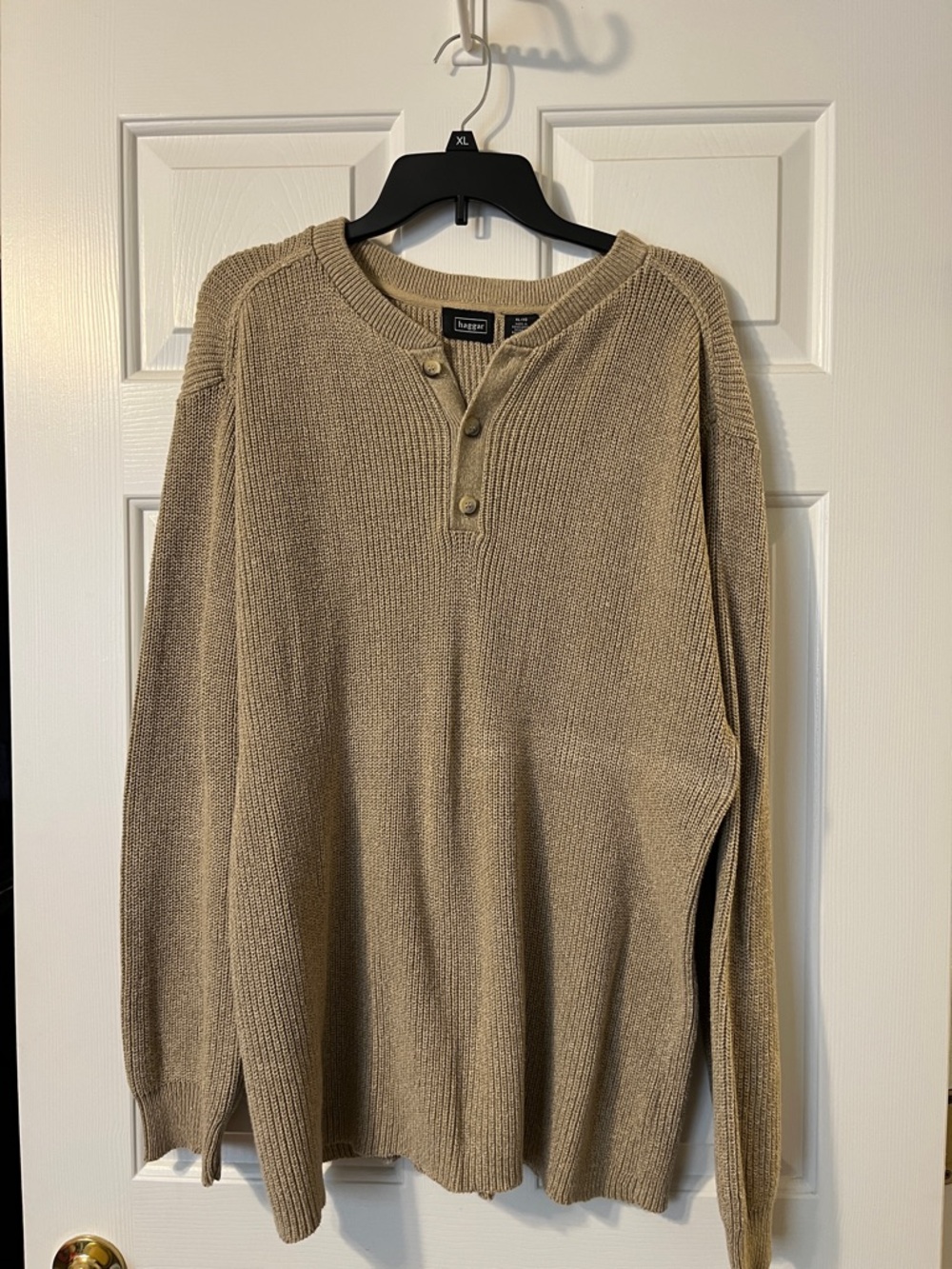 Haggar Men’s Tan Crewneck Henley Sweater